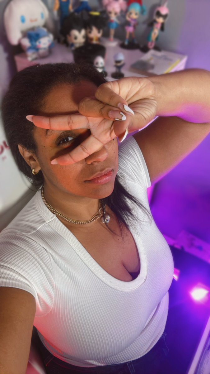 Live babes come hang out 

kick.com/lizzthiz