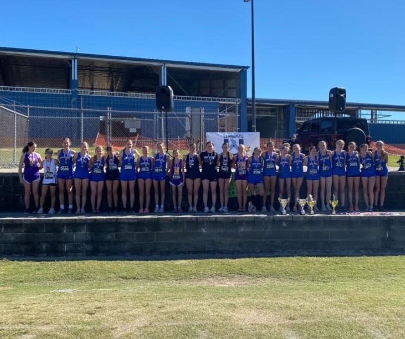 FMYellowJackets's tweet photo. Congrats to the Girls and Boys Varsity and JV teams for winning the York County Meet today! It was a clean 4-team sweep! #WeAreFortMill #GoJackets https://t.co/lOli8tdHZc