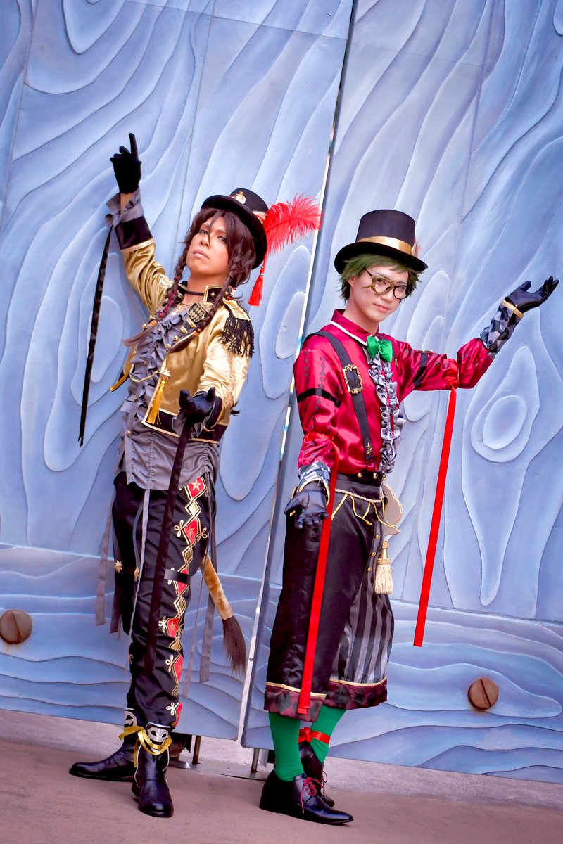 プレイフル🎪
レオナ・キングスカラー🏰✨
トレイ・クローバー♣️

思い出の場所で撮影したよ
すごい懐かしい景色でした😊

#ディズニーハロウィン
#ディズニーハロウィン2024
#Dハロ仮装2024 
#レオナ・キングスカラー
#トレイ・クローバー
#ツイステ
#プレフル