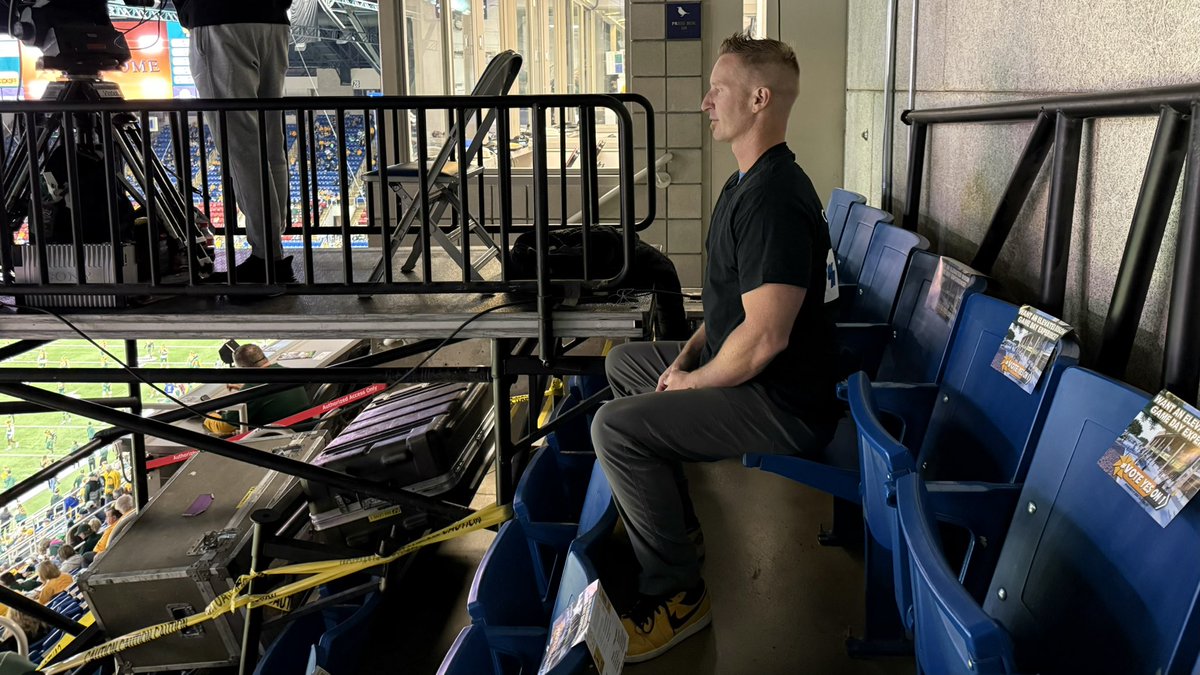 cfbcampustour's tweet photo. 🚨 Obstructed View Alert 🚨

🏟️ Fargodome
🏠 North Dakota State 
🪑 Section 4 Row KK Seat 4
👀 34% field visibility

Avoid #ObstructedViews with @TickPick https://t.co/CT353maOBA