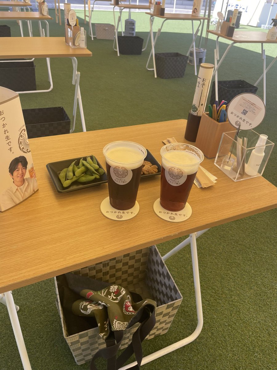 b_helloween's tweet photo. #日本のみなさんおつかれ生です

昼飲みおつかれ生ですっ https://t.co/91nNlbqCDd