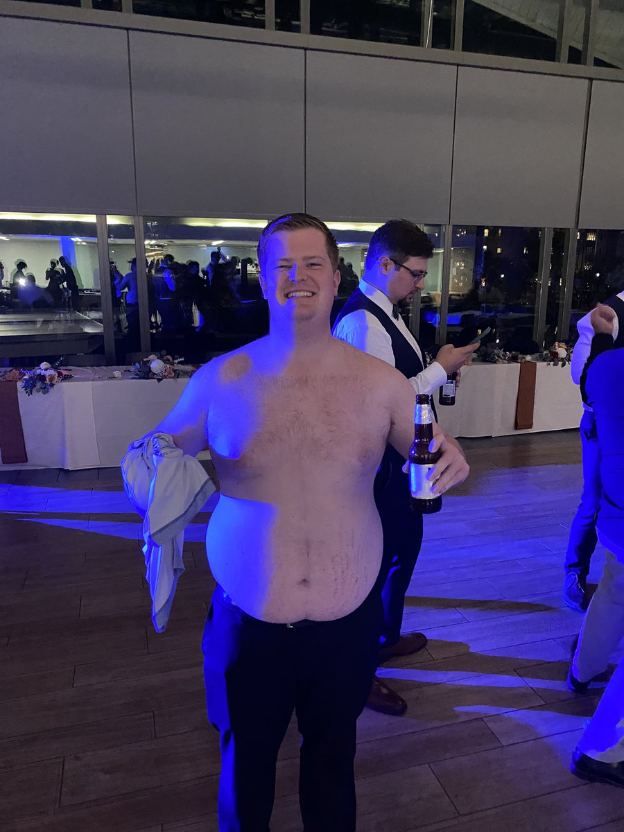 DruStrayer's tweet photo. @barstoolsports @BarstoolCFB @BFW He is still active. https://t.co/0ZnO0w2arV