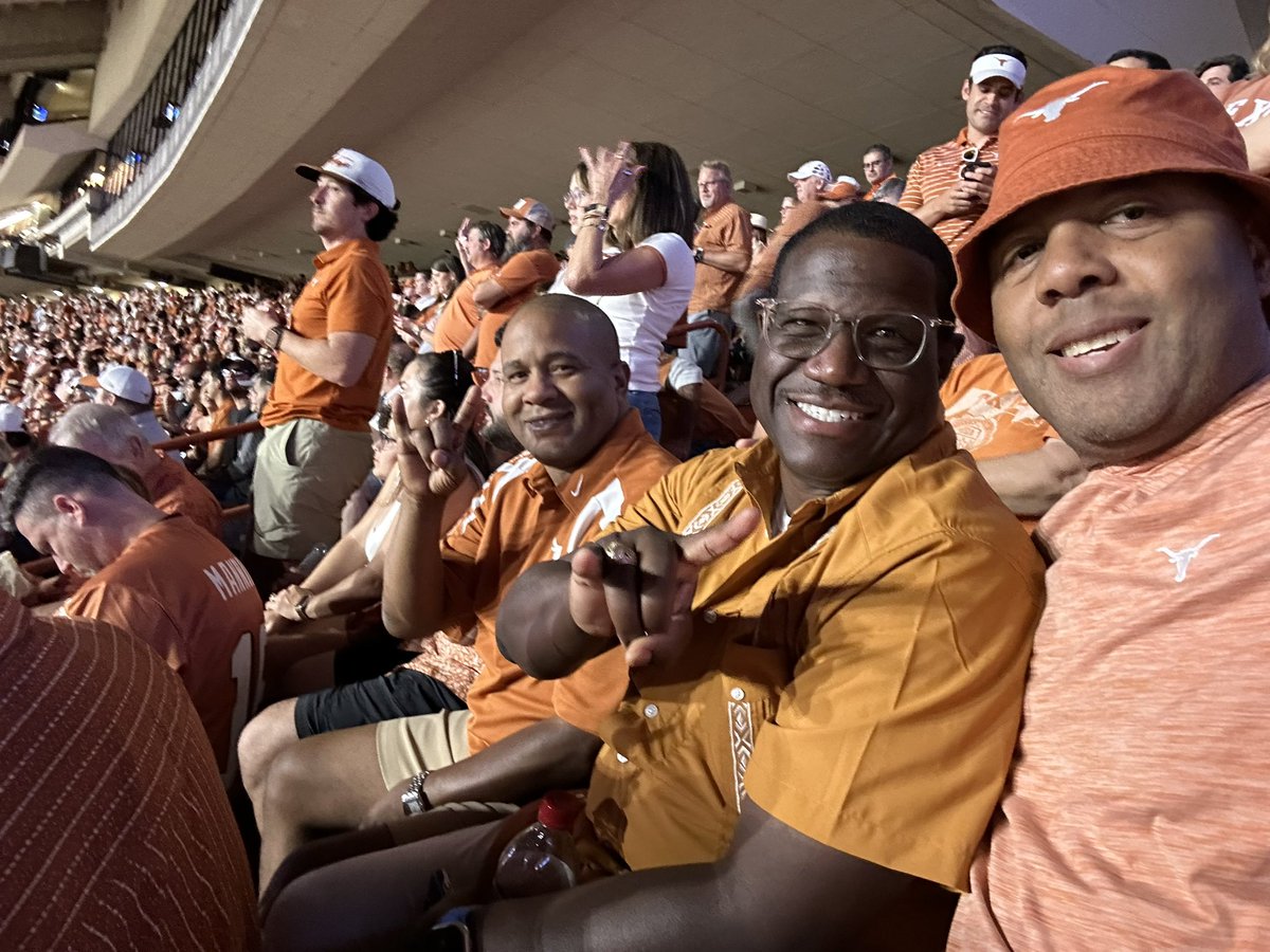 #hookem