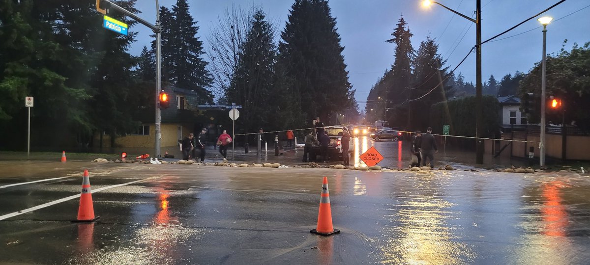 pocodoncouver's tweet photo. Port coquitlam flooding #coastmeridian https://t.co/PIJylrsfJt
