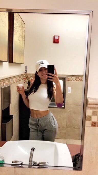 JenKate134's tweet image. 