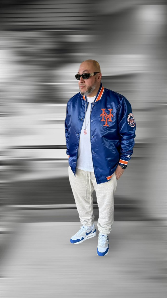 CHINNIE1380's tweet photo. MET BOYS IN 7 FUCKERS‼️
FUCK YO TEAM‼️
•
#LGM #MetBoys #LFGM #FuckYoTeam #BeatLA #ShockTheWorld #Starter #StarterJacket #SatinStarterJacket #Brooklyn #BrooklynsFinest #BrookynsOwn #Crooklyn #Medina #SuckerFree #Humble #LoveIsLove https://t.co/Haao9cNFRf