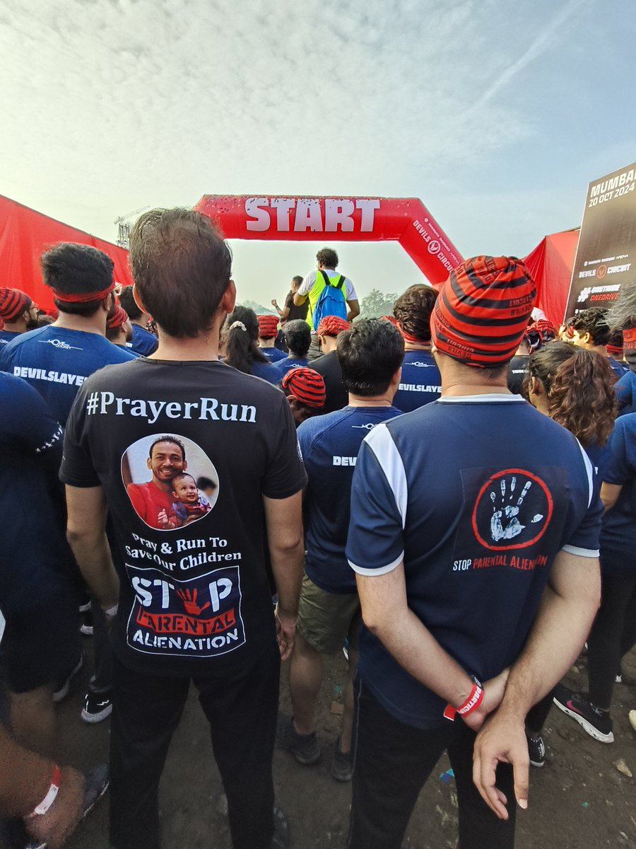 ashrafnansari's tweet photo. We Fathers conquering the #Devil Circuit by defeating the #ParentalAlienation and put the #Child needs first. #PrayerRun #HaaraNahi @vyomb25 @super_daddy_31 @erasedfamilies @MSArenaOfficial https://t.co/viIHmmmaWQ