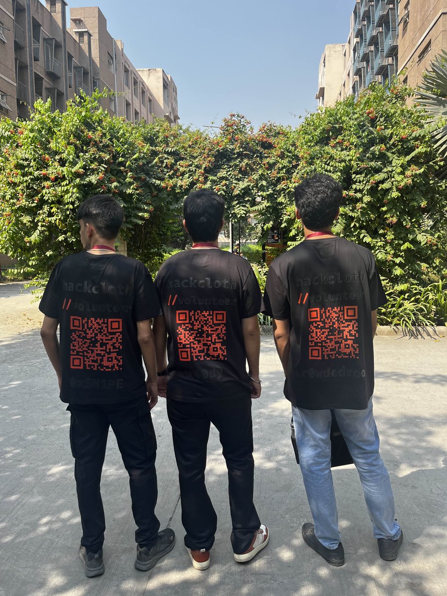 HackClothStore's tweet photo. Exciting news! We're giving away FREE stickers at Defcon Delhi!  
Spot our voluteers wearing these special t-shirts , and grab yours!  
Don’t miss out -- stickers are limited! #ConferenceGiveaway #FreeStickers #defcon #hacking #cybersecurity #dc_9111 #bughunting #bugbountytips https://t.co/ldXFYtMy20