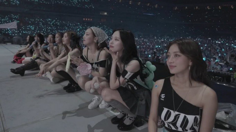 mina_pengu1n's tweet photo. ㊗️TWICE 9周年

2024年10月20日
TWICEデビュー9周年！

本当に色々なものを頂いていて、
感謝しかありません。
現在進行形で���生変えてもらってます！

TWICEに、ONCEに、出会えて幸せです。

これからも無理なく、最高最強の9人として元気に活動して下さい。　
心から応援してます❤️‍🔥

#TWICE #ONCE https://t.co/FZroJpbH2t