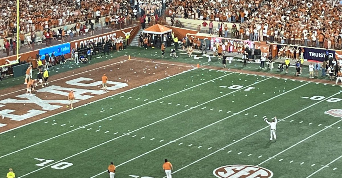 nocontextcfb's tweet image. 