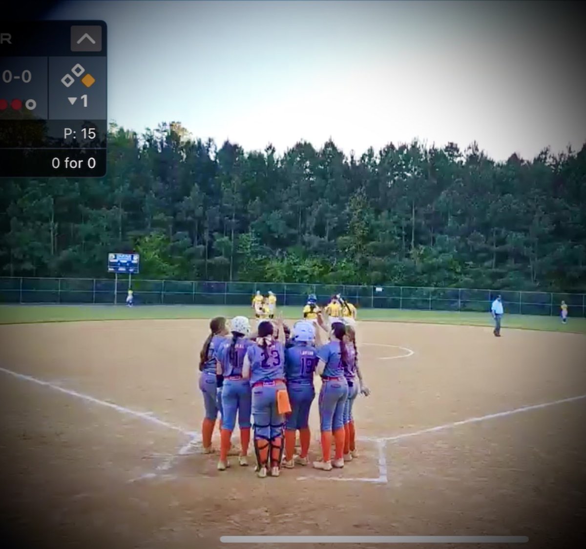 Day 1 of <a href="/thealliancefp/">The Alliance Fastpitch</a> <a href="/StarzGoldEvents/">Starz Gold Events</a> Fall Showcase in the books. Ran a w/ just 9 today b/c of Homecoming &amp; they were straight🔥🔥going 2-0 &amp; outscoring 28-2. Thx to coaches that 👀us. Back @ it 2morrow @ Daniel Park #5 @ 11am&amp;1pm. You don’t miss it!!! <a href="/SoftballRecruit/">Softball Recruit 🥎</a>