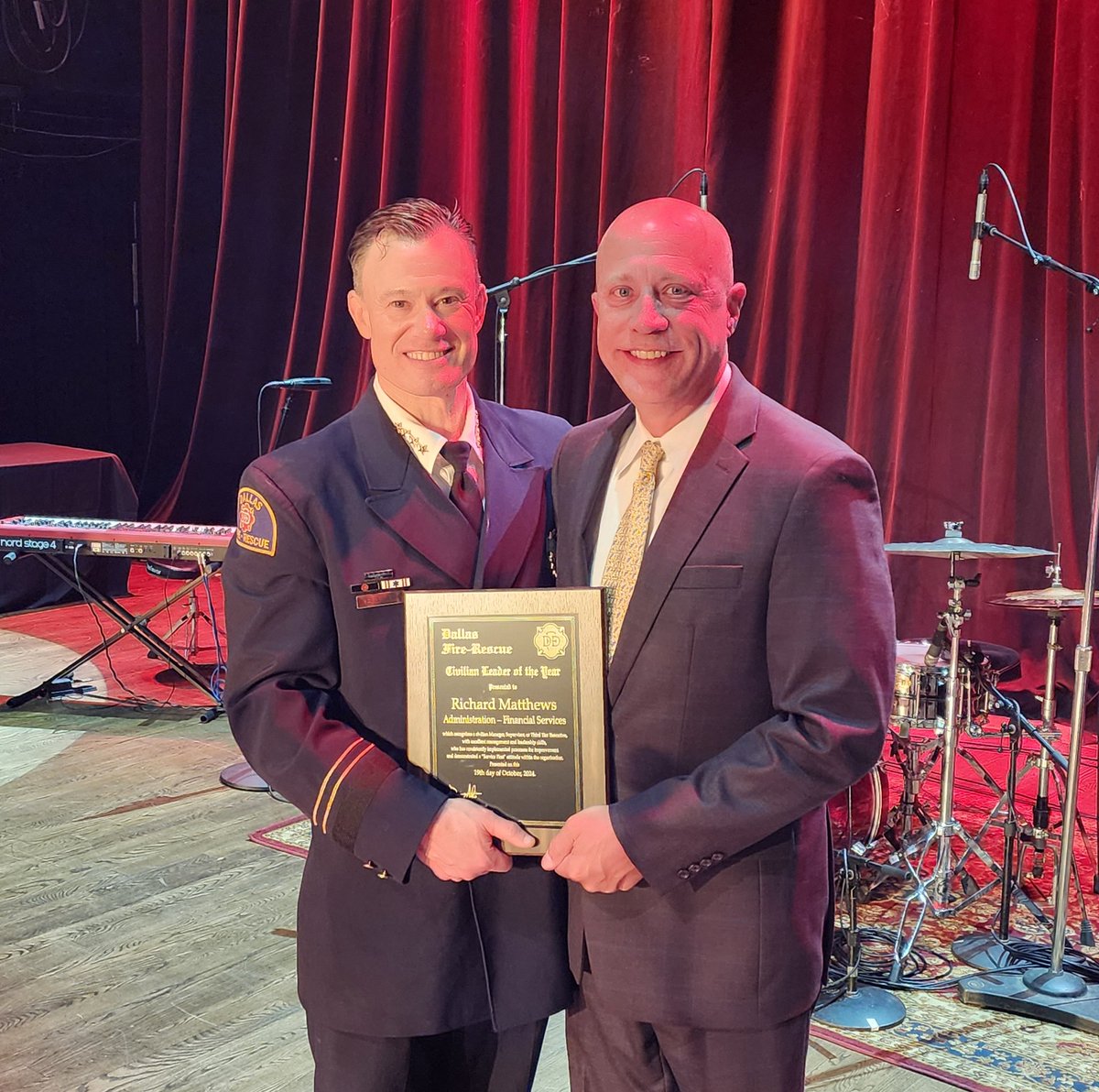 DALLAS FIRE-RESCUE (@dallasfireres_q) on Twitter photo Being recognized as the Civilian Leader of the Year is #RichardMatrhews of our Financial Services Bureau! Congratulations!!! <a href="/dfdawards/">Dallas Fire-Rescue Awards</a> #dfrawards Being recognized as the Civilian Leader of the Year is #RichardMatrhews of our Financial Services Bureau! Congratulations!!! <a href="/dfdawards/">Dallas Fire-Rescue Awards</a> #dfrawards