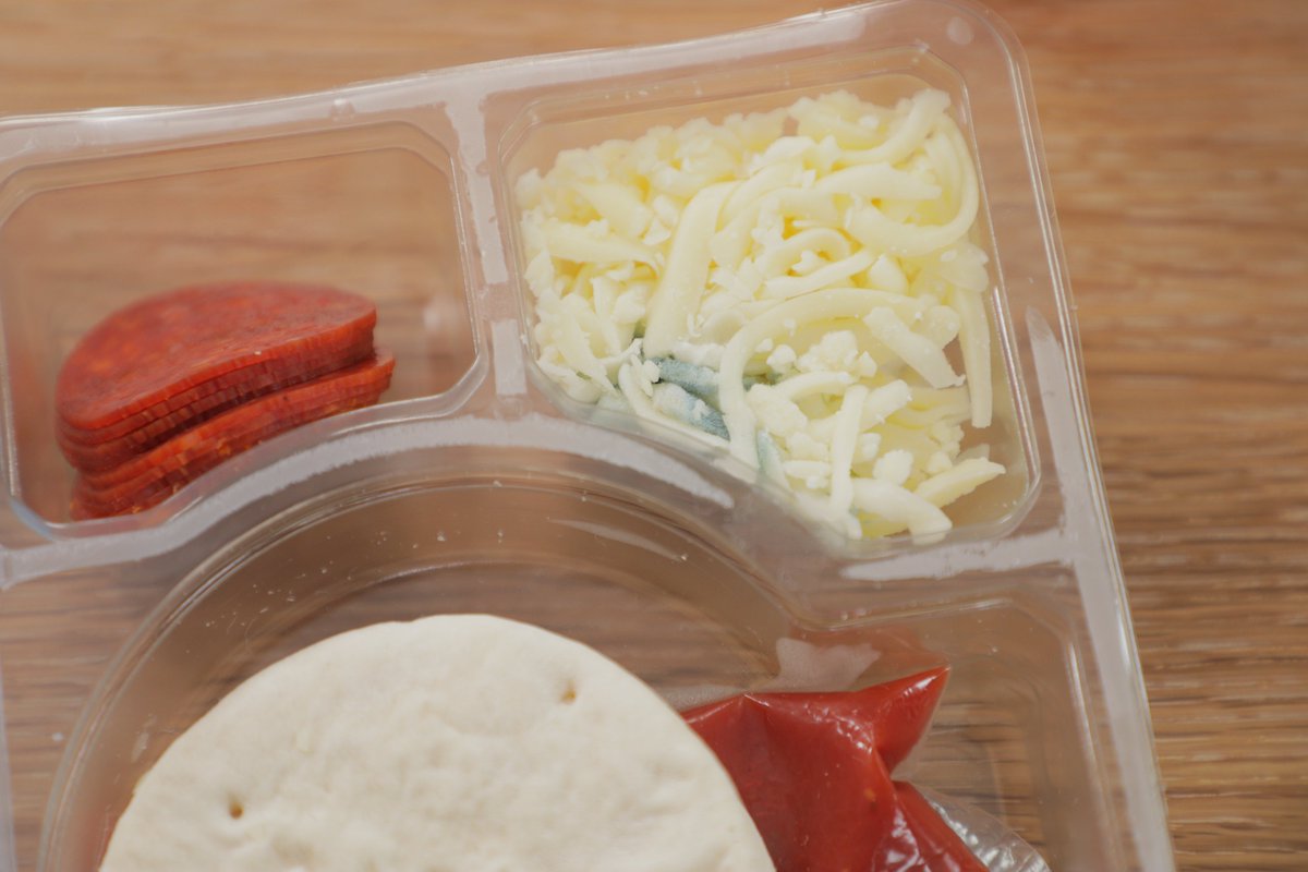 RosannaPansino's tweet image. Just opened my first @Lunchly ever! So. Much. Mold.

What flavor of mold did you guys get?