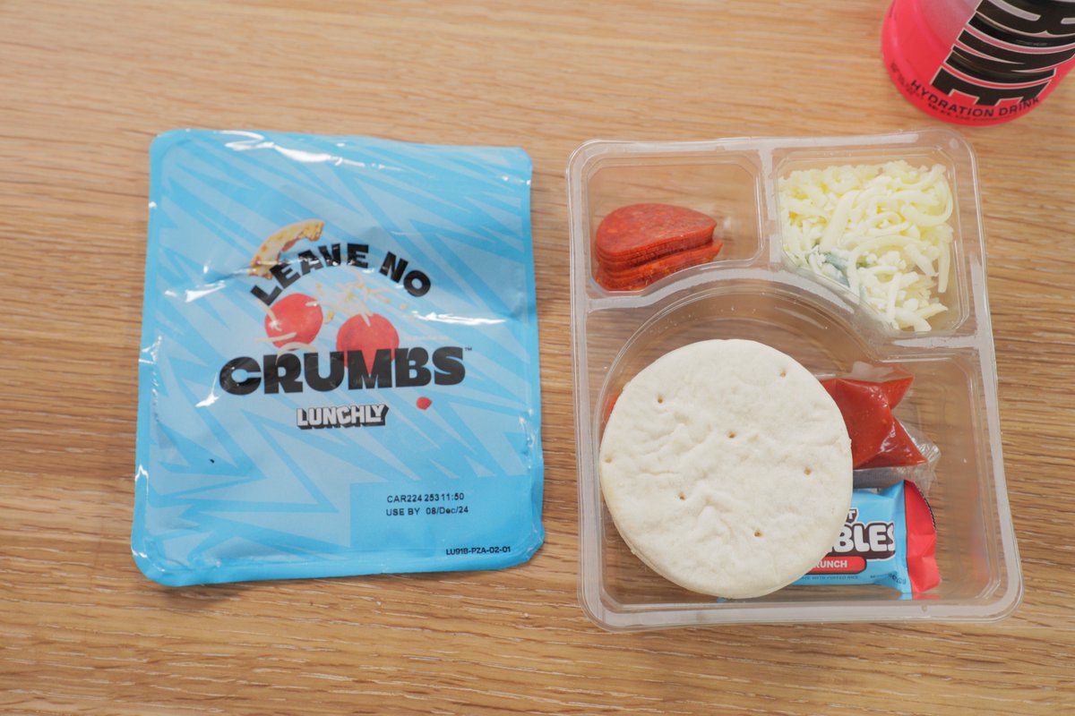 RosannaPansino's tweet image. Just opened my first @Lunchly ever! So. Much. Mold.

What flavor of mold did you guys get?