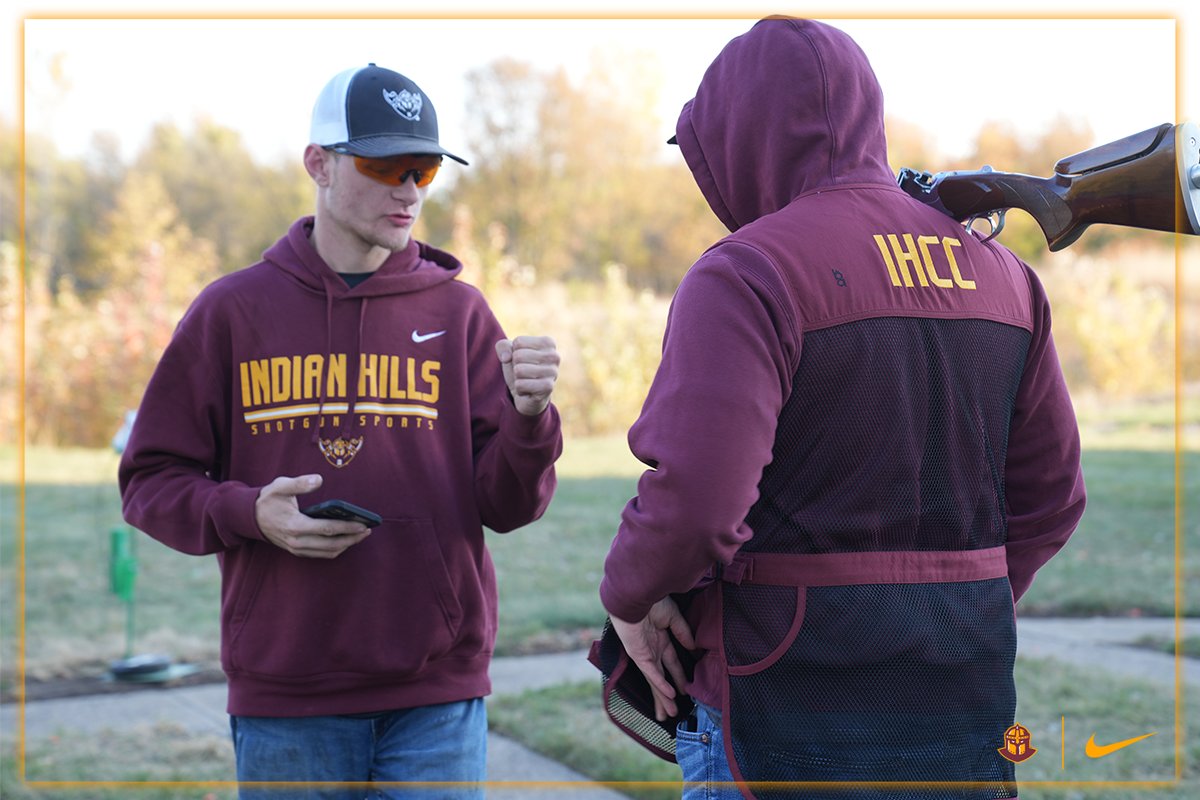 𝗥𝗲𝗰𝗼𝗿𝗱-𝗯𝗿𝗲𝗮𝗸𝗶𝗻𝗴 𝗽𝗲𝗿𝗳𝗼𝗿𝗺𝗮𝗻𝗰𝗲🎯

<a href="/ihccshoot/">Indian Hills Shotgun Sports</a> opened the <a href="/ICCACSports/">ICCAC Sports</a> / <a href="/mysctp/">Scholastic Clay Target Program</a> state championships with a third-place finish in both trap &amp; sporting clays!

➡️ Eischen, Bauman drop 98 birds
➡️ Kirubakaran, Adams, Byrge earn top-5 spots
➡️ recap, photos,