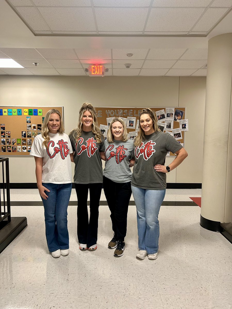 CoachKJordon's tweet photo. Fridays are for the teachers who match!!! Jk it’s a great day to be a colt.. I guess I’m getting use to this new school thing https://t.co/Bez44L4UJs