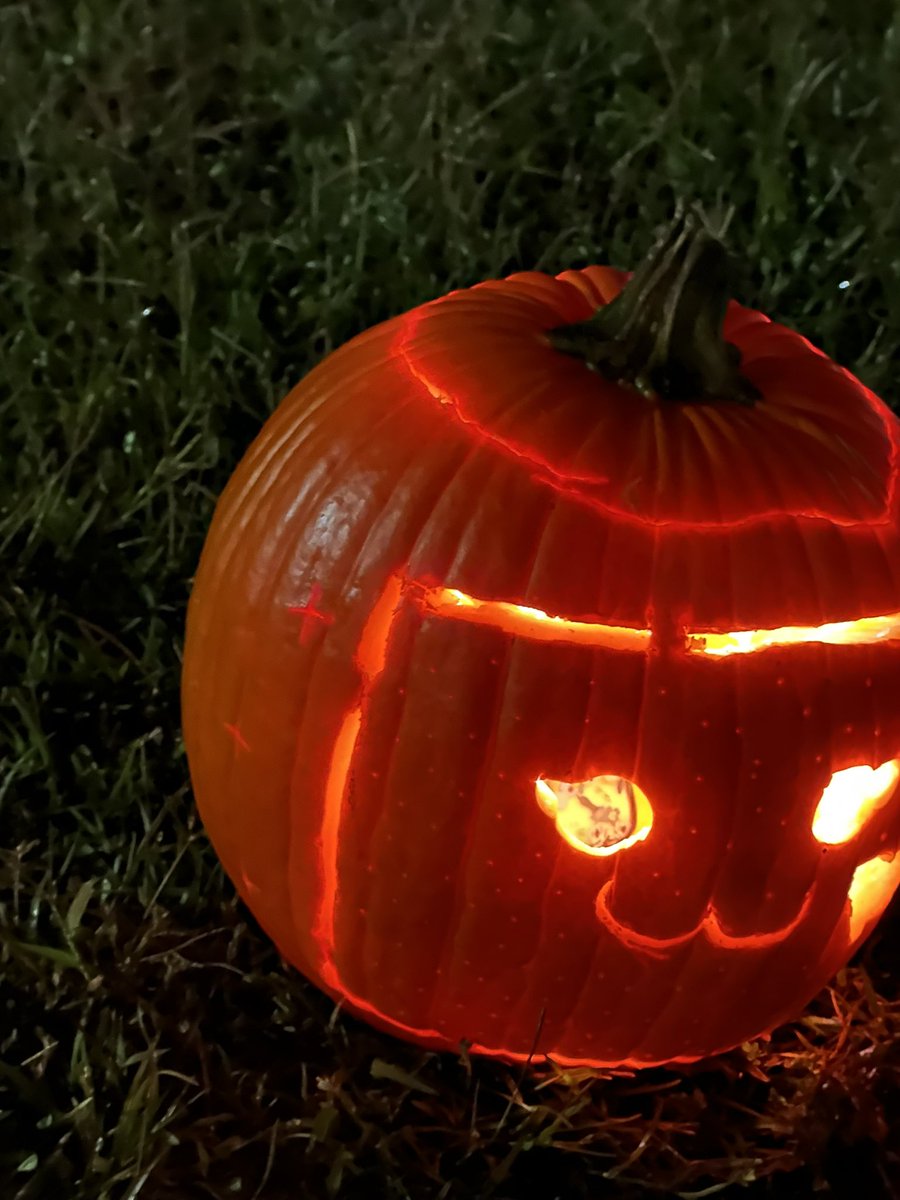 overgrown_vinee's tweet photo. COLON THREE BLOCK PUMPKIN ?!?!?!
#bossrushroblox #colonthreeblock https://t.co/OihwuzHL4k