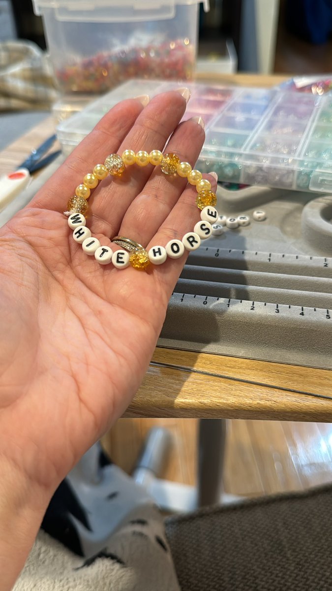 Manifested tonight’s piano song while making bracelets for Indy 😅😳 #TSErasTourMiami <a href="/taylornation13/">Taylor Nation</a>