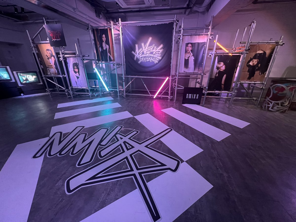 chu__cream's tweet photo. #NMIXX #fe304_stickout #SeeThat
#Fe3O4_STICKOUT_POPUP_STORE_JAPAN #SOUNDWAVE https://t.co/gPfxkTcwvW