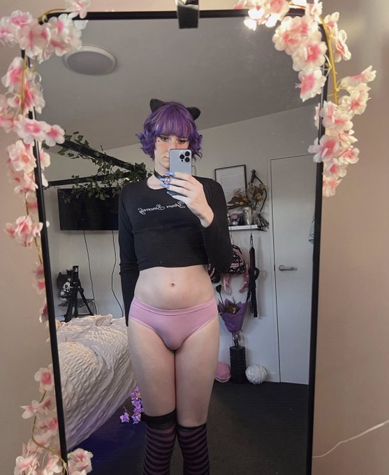 cassiemoans