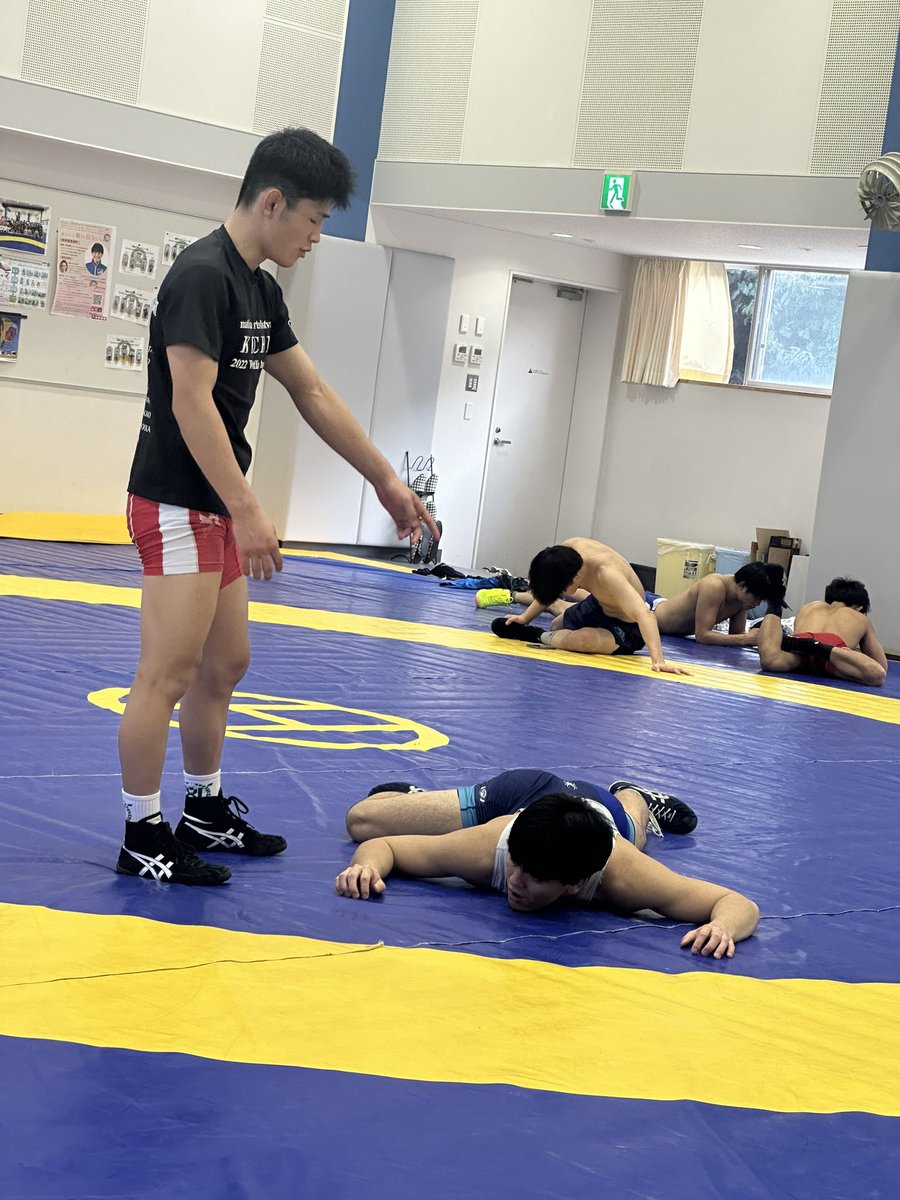 taise_1002's tweet photo. 今週はグレコ選手権。選手は調整に入ります。

他の選手はそれぞれのターゲット向けての練習。
練習を一生懸命やるのは大前提として、練習前後の取り組みが大事だなと。差がでるのはそういうところですね。 https://t.co/0YIkEhg9Gw