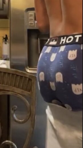 NLEFETlSH's tweet photo. I NEED DAT CHAIR 😍💦😋😈🍑👀💦

#nlechoppa 
#saggingcake #leakedcelebs  #rapper #dick #bbc #dababy #rappers #leakedrappers #nsfw #bigdick #thugdick #blackdick #tiktokleaks #bigbooty #rappersagging #dlbooty #thickbooty #gyat #bowardthugbooty #thugbooty #dlshit #str8cake https://t.co/4wPV46leyh