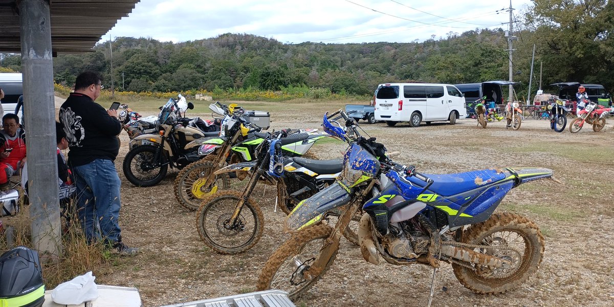 Ural_Hiroshima2's tweet image. #Surron #UltraBee でリハビリ中。#ウラル のお客様も応援に来てくれました。