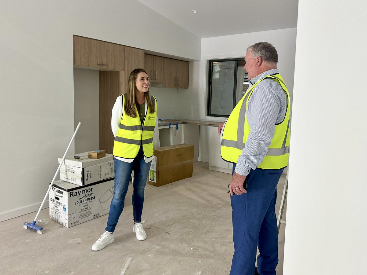 meaghan_scanlon's tweet photo. Builders, planners, and the community agree—it’s way too complicated to build a home or granny flat in Queensland with 77 different design rules across councils.

But that’s about to change! https://t.co/jPutHogEbK