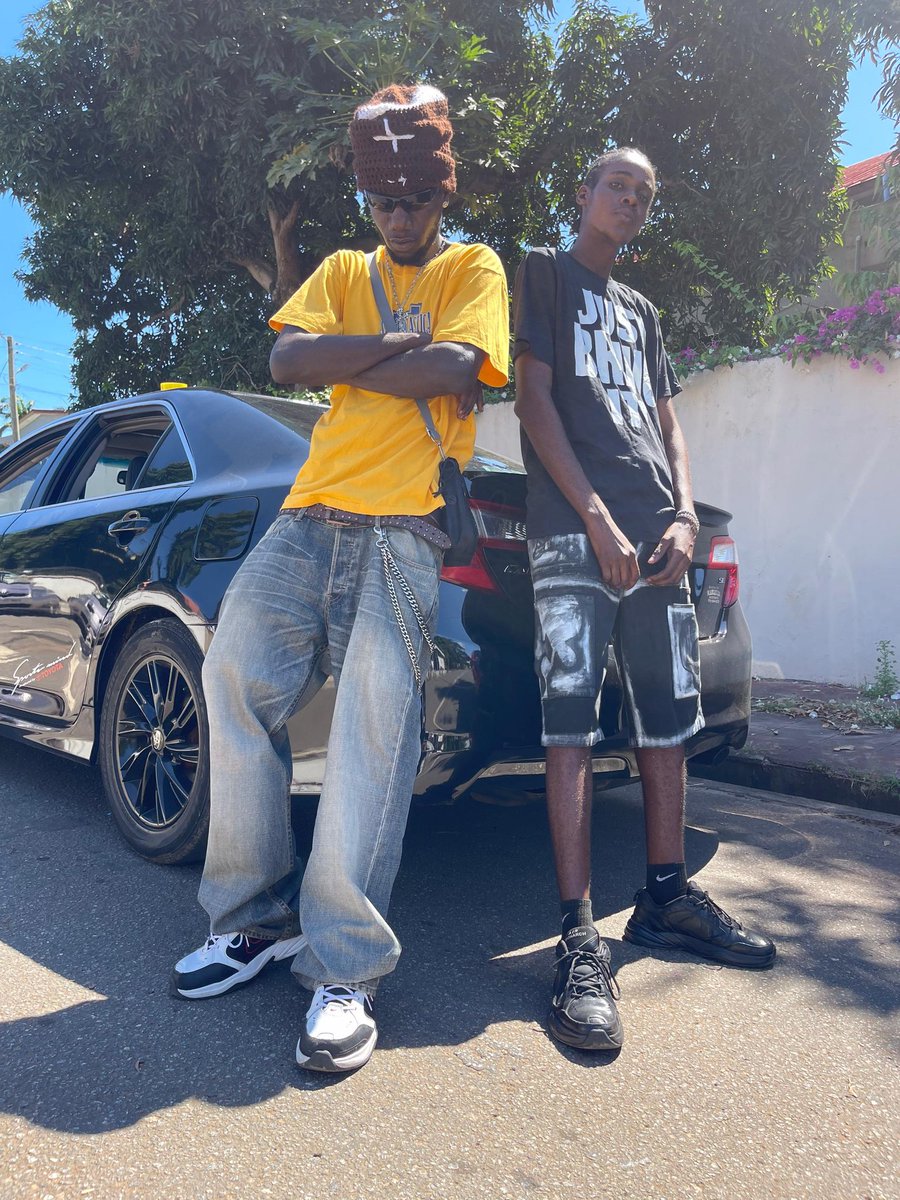 Just be yourself and stay humble😉
We dey do way them say see am ALWAYS ON GOD ego happen just one day🙏  <a href="/PopeDray7/">Pope Dray</a>