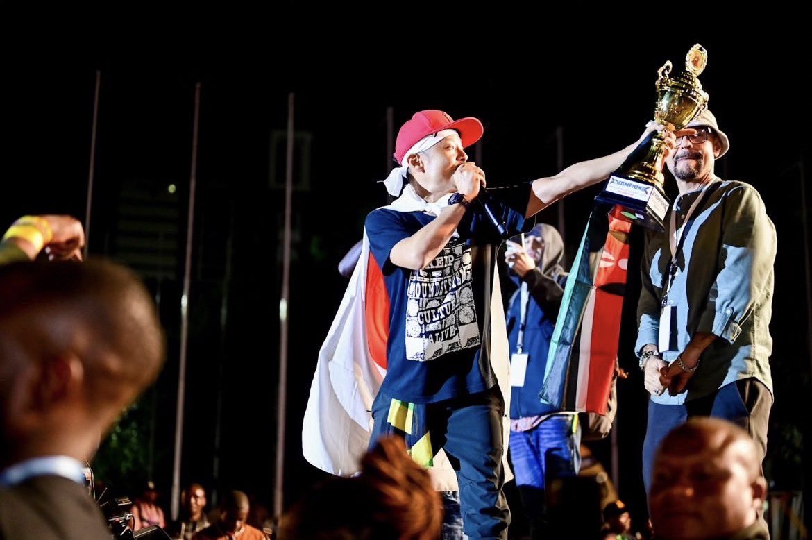 YARDBEAT_JP's tweet photo. 【クラッシュ速報】

昨日行われた
“AFRICAN CUP CLASH”
SHASHAMANE 48TH ANNIVERSARY

勝利を収めることができました✨🏆✨

世界5大陸目のトロフィー奪取🏆
サウンドクラッシュ世界旅
グランドスラム達成しました🌎

皆様、応援ありがとうございました。

#YardBeat 
#SoundSystem https://t.co/5bz4k9ktUd