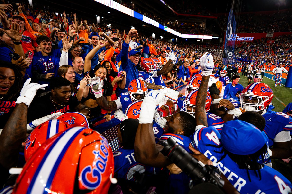 Party in the endzone and everybody’s invited! 🐊