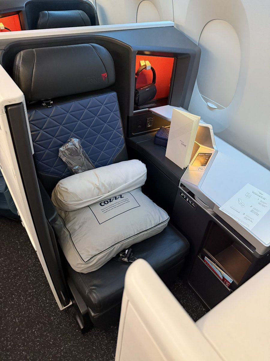 saab007's tweet photo. So glad I’m in #DeltaOneSuites for this 16hr flight to Seoul! @Delta #DL27 #HernandezGUM2024 https://t.co/BaXyGfR1E8