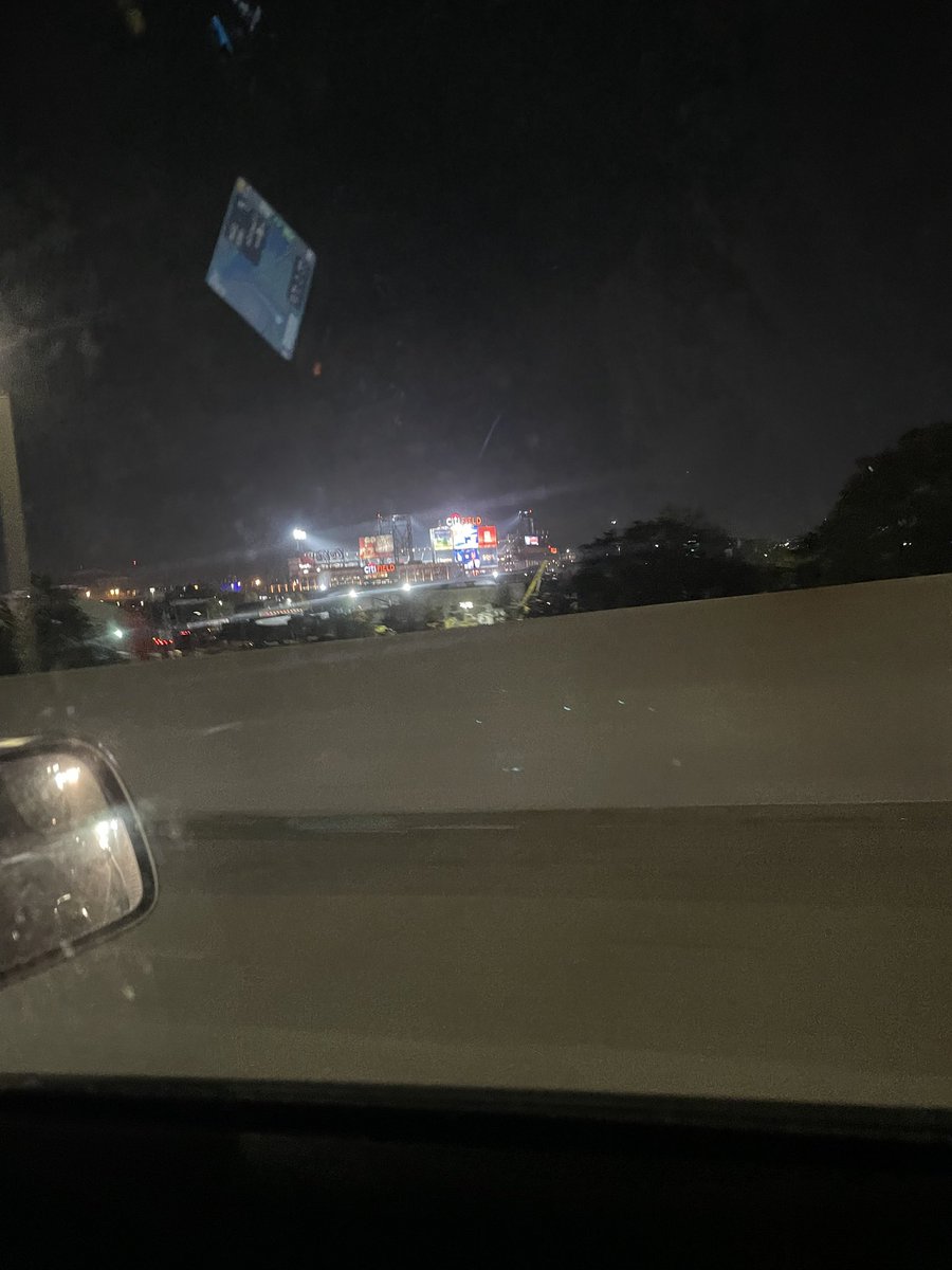 asked Carli to take some photos of citifield for me 

good thing art is subjective