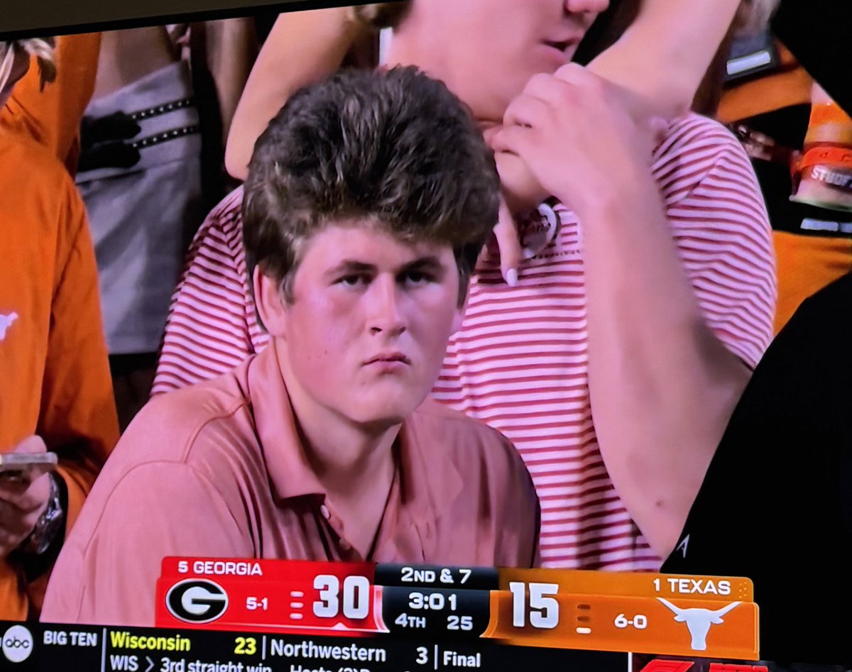 hellobroily's tweet image. 