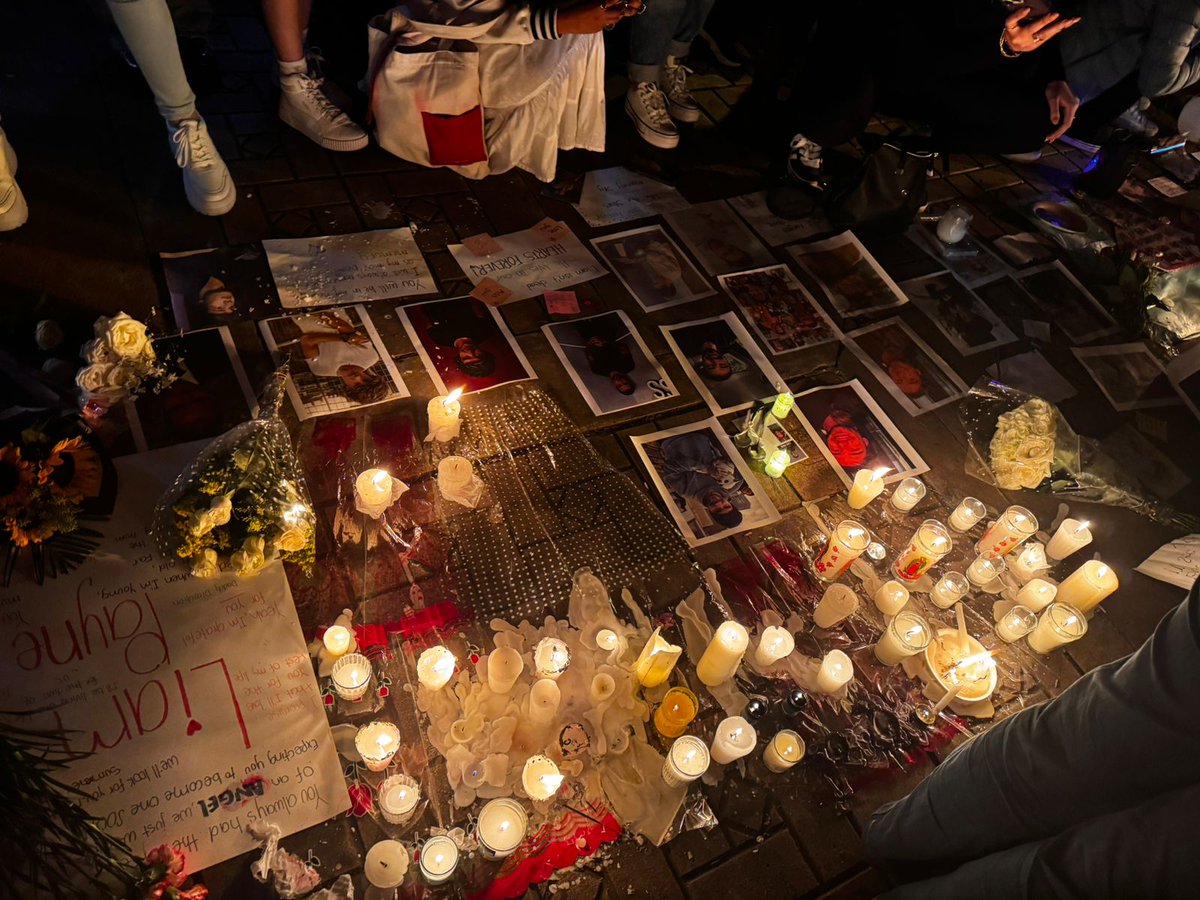 LiamPayneGT's tweet photo. Siempre te tendremos en nuestros corazones, hasta el final de los tiempo🤍🕊

1er. Homenaje Liam Payne, Guatemala City, Plaza el Obelisco https://t.co/jaO6mOSUz0