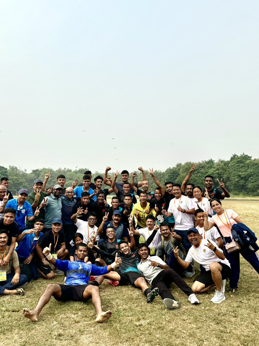 Assam Forest football team clinched Gold by winning over Sikkim by 4-2 in the finals of the All India Forest Sports Meet, 2024 held at Raipur, Chattisgarh.
<a href="/assamforest/">Assam Forest Department</a> shining all the way .
#AIFSM , 2024.