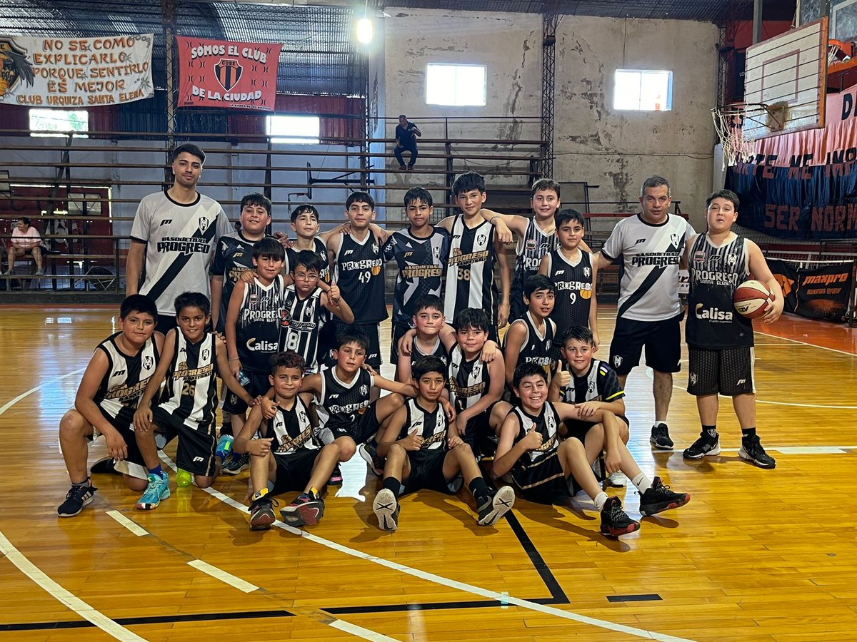 Seguimos jugando y creciendo Mini PSD!!!🏀🤍🖤🤍❤️❤️