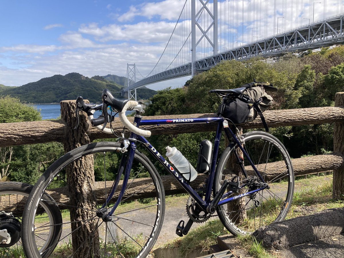 negi_blo's tweet photo. しまなみ海道の復路は向かい風きつすぎグルメライド https://t.co/mD3mHnAteJ