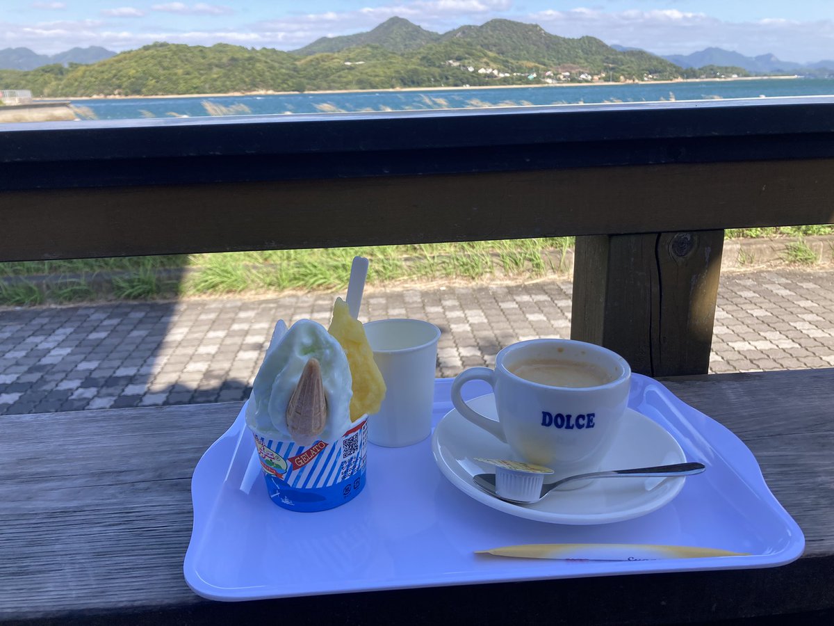 negi_blo's tweet photo. しまなみ海道の復路は向かい風きつすぎグルメライド https://t.co/mD3mHnAteJ