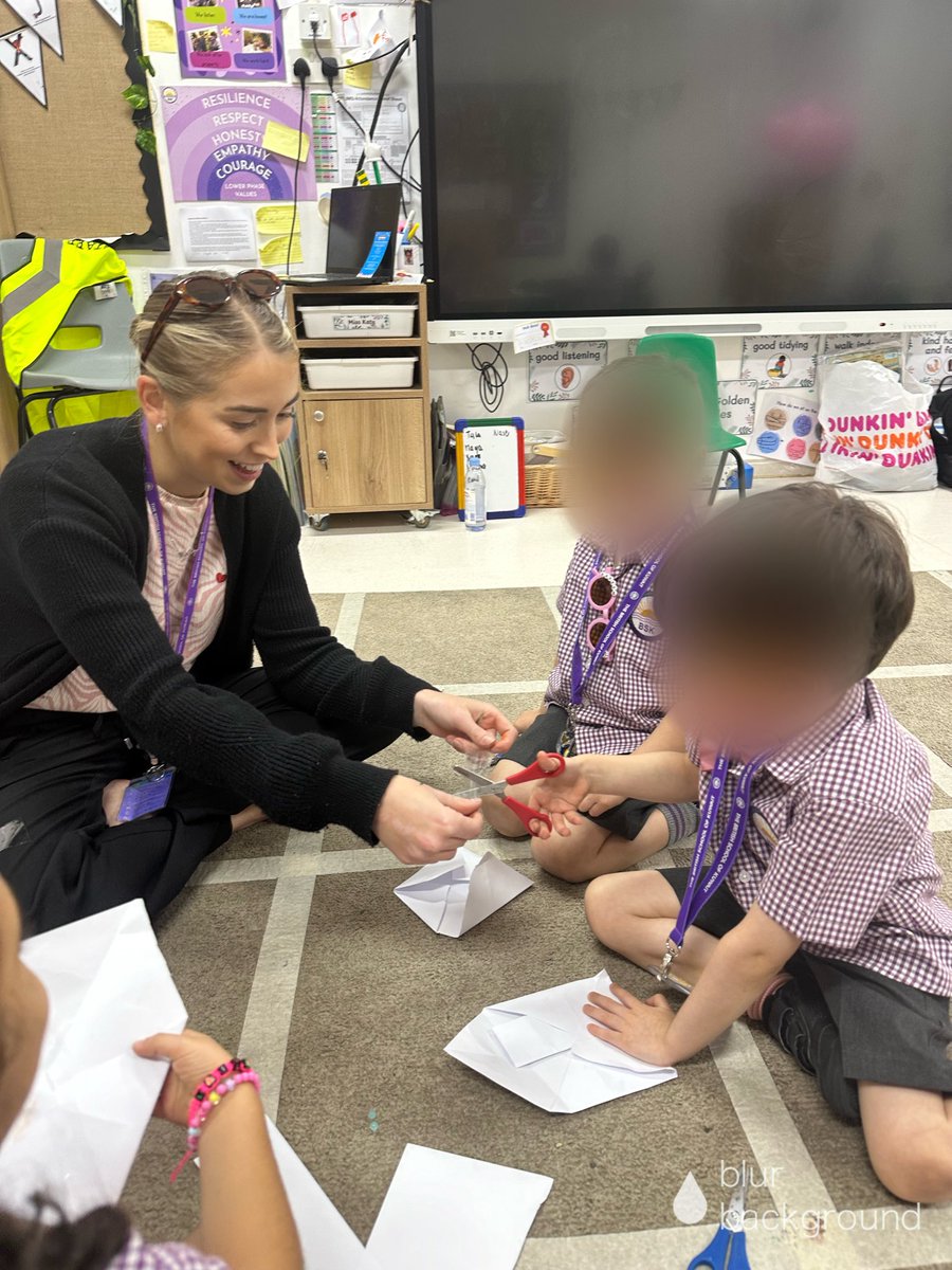 Miss Dodd tweet media