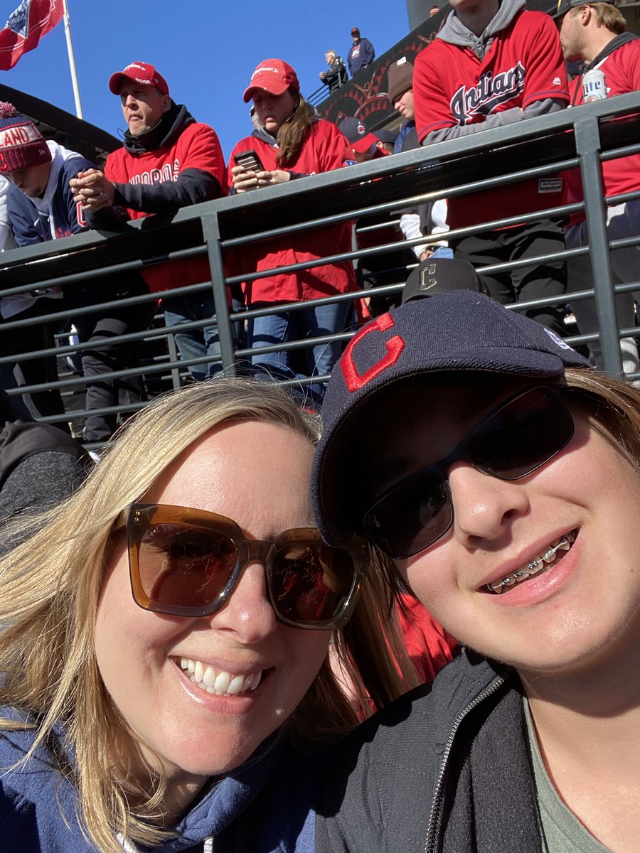 Teresa Ringenbach tweet media