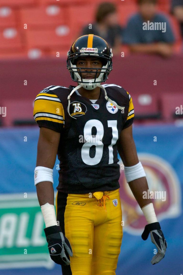 CoachDBaker81's tweet photo. Cudas won, Bears won, Gators won, Cowboys have a bye and if the Steelers win my weekend will be complete✊🏾🙏🏾❤️💯
#GoCudas, #SicEm, #GoGators, How Bout Dem Cowboys and Here We Go Steelers😎. Great Job tonight 🐻✊🏾🙏🏾❤️💯 https://t.co/7vKgrzuXin