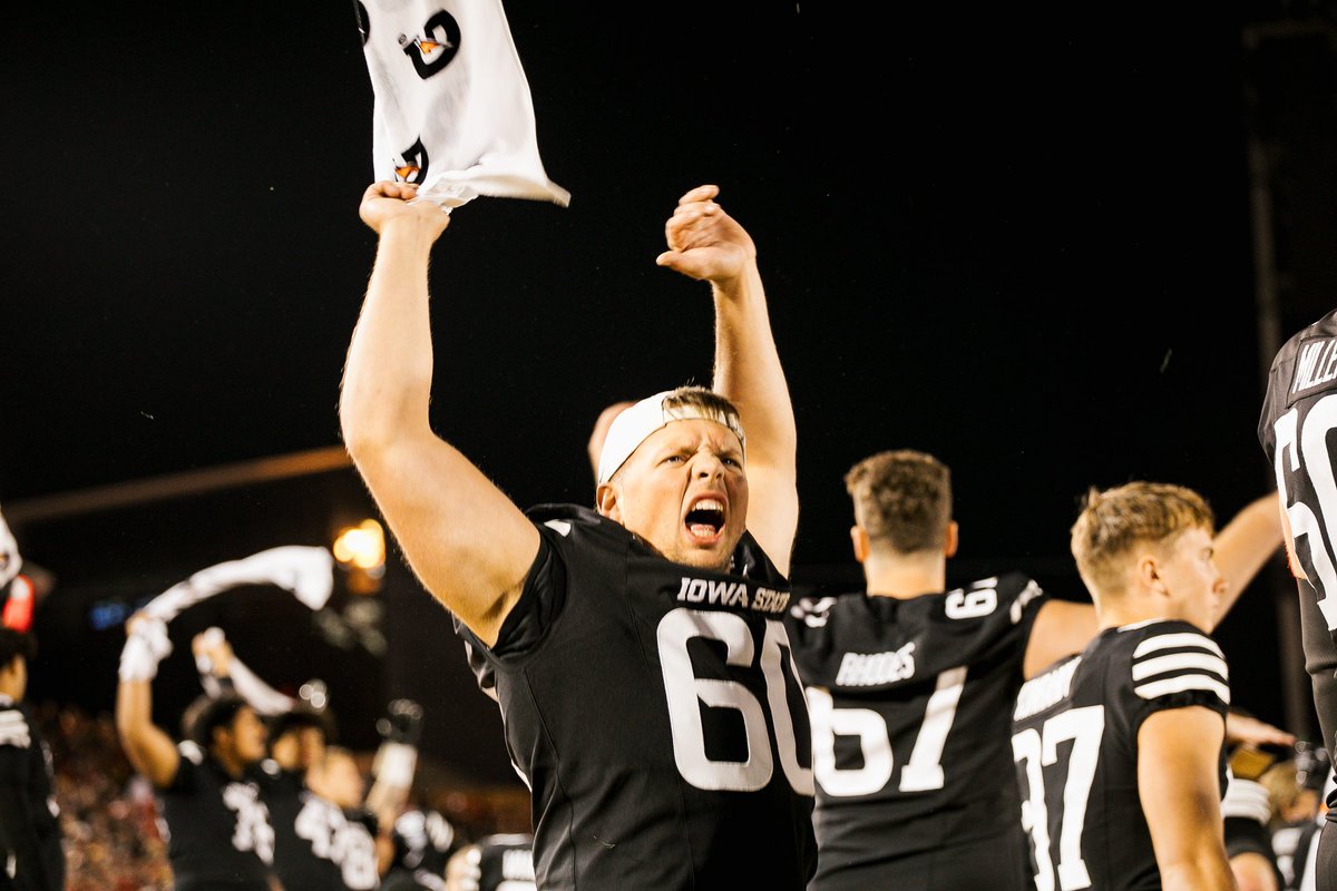 cyclonefanatic's tweet photo. That 7-0 feeling. 

📸: @JacquelineCord https://t.co/K3hHH2ElSE