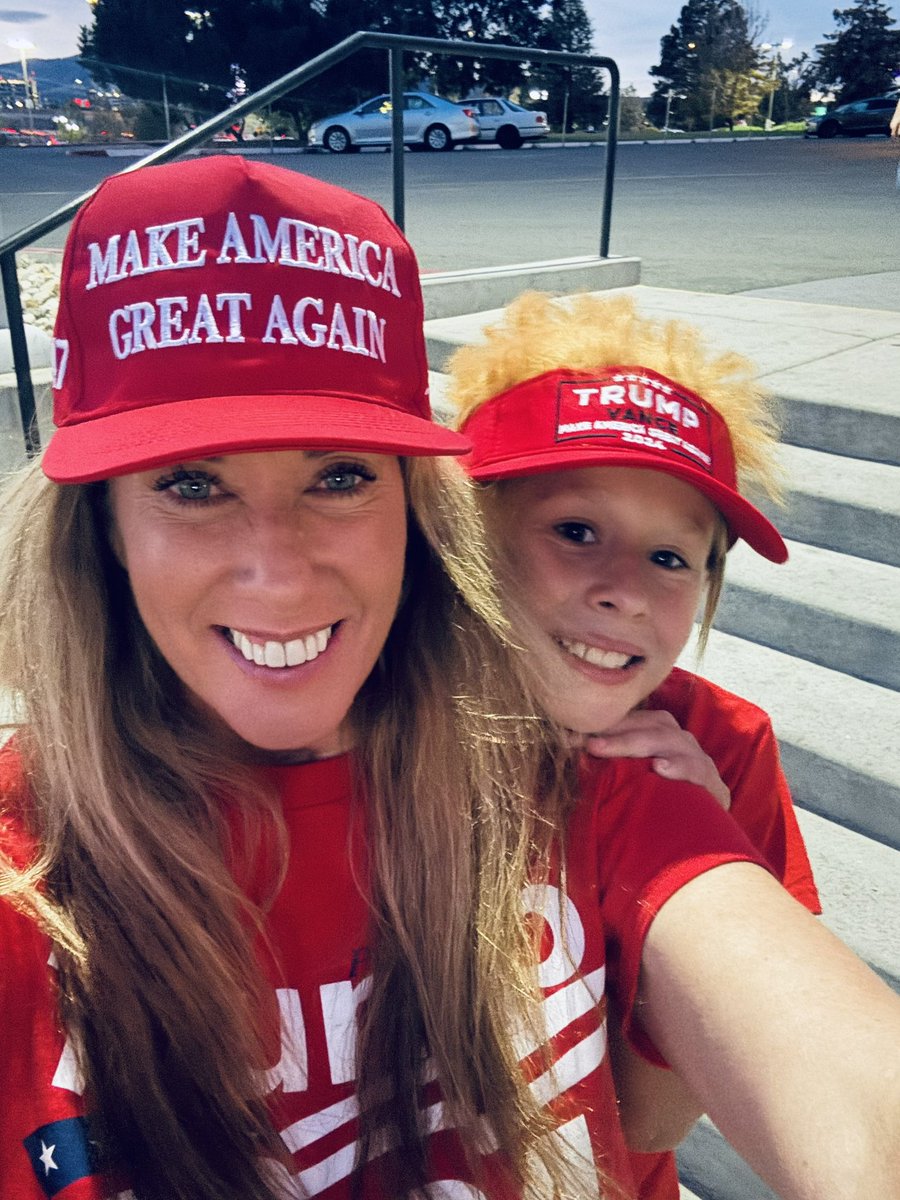 We had the best time at the Rally! <a href="/elonmusk/">Elon Musk</a> we signed the petition!
<a href="/realDonaldTrump/">Donald J. Trump</a> You got this!

#Vote2024 #VoteTrump2024ToSaveAmerica #VoteTrumpVance #Vote #Trump