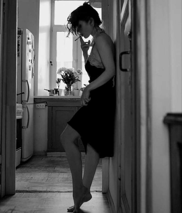 "Me pregunto si es realmente posible entender a otra persona. Incluso cuando tratamos de conocer a alguien poniendo el tiempo y toda la buena voluntad posible, ¿hasta qué punto podemos captar su verdadera naturaleza?"...

Haruki Murakami