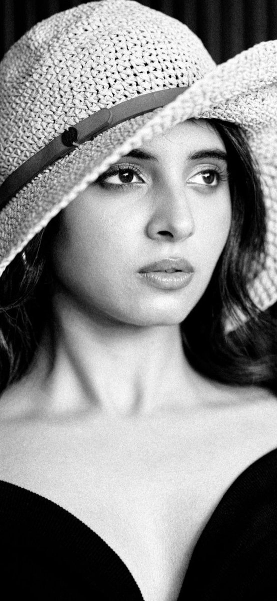 govtjobsalert26's tweet photo. 🎯 #PreethiAsraniThread  

#Bollywood #Actress #PreethiAsrani New Look https://t.co/qf8HjSX9BV