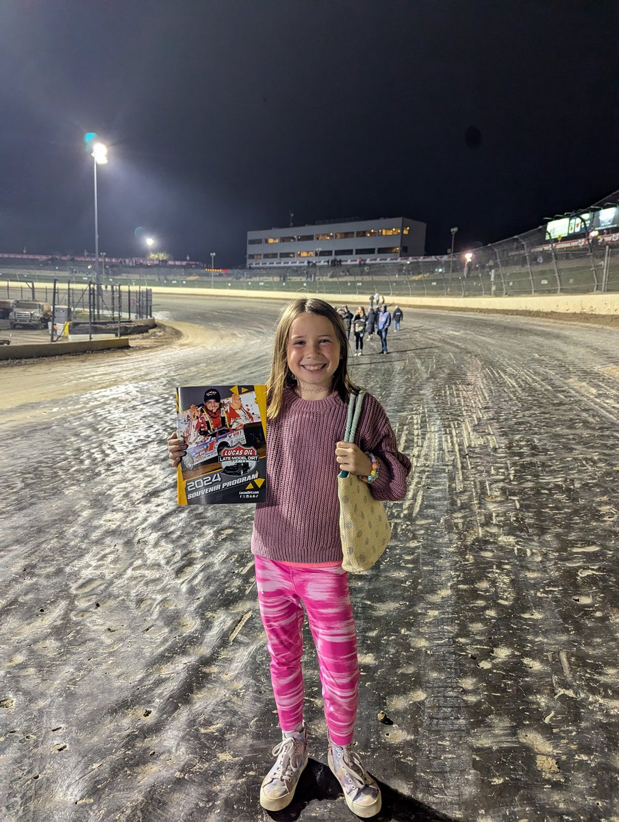 #EldoraSpeedway will always be home sweet home to me.  It's even better when I can get the next generation to agree.  Thank you, <a href="/TonyStewart/">Tony Stewart</a> for keeping this hallowed ground true to its roots. #DTWC #SmoothOperator #TMac