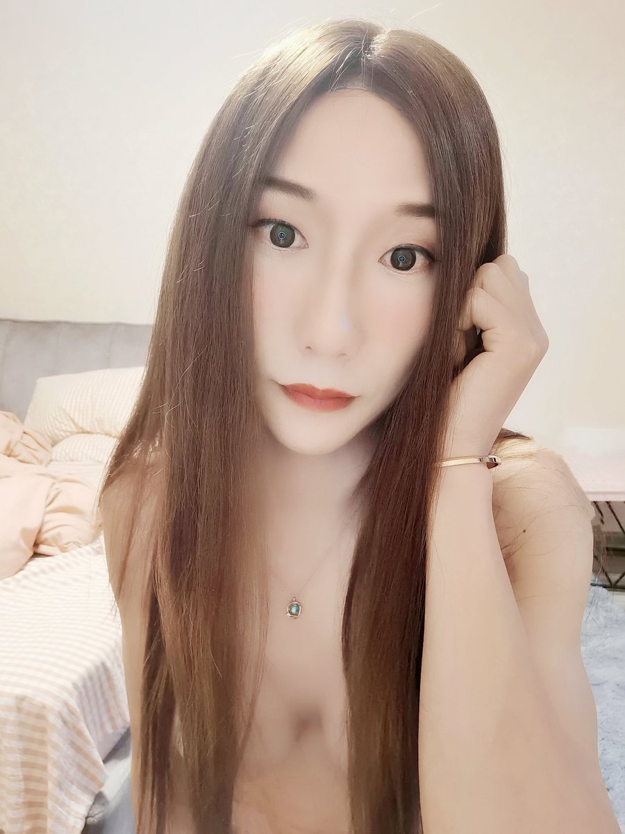 muchunf87769849's tweet photo. 天冷了，穿秋衣 https://t.co/cF8TrFSOh0