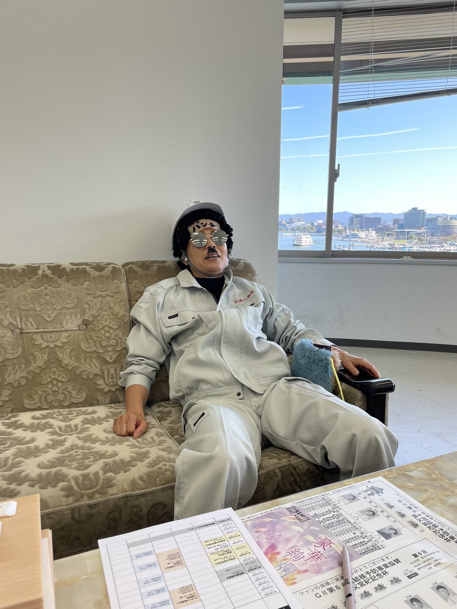 今日は社長とトークショーです👨🏻‍🔧

#ボートレースびわこ