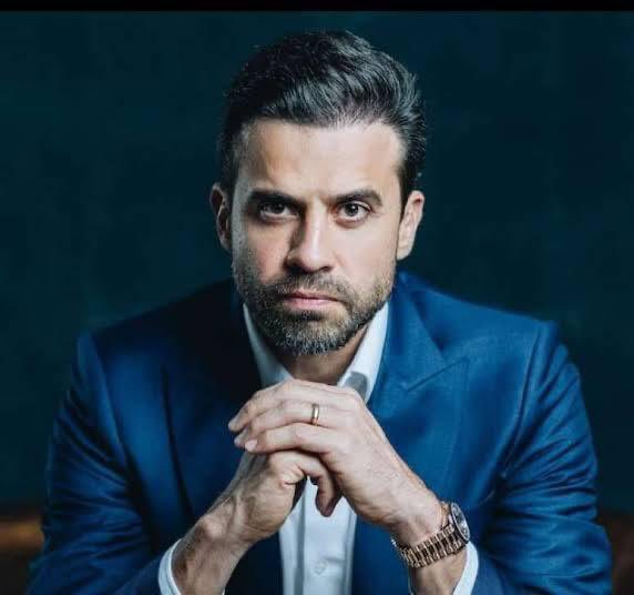 luisapontes's tweet image. E o Sauron do seriado “Anéis de Poder” que tem a aura do Pablo Marçal?! Que plot twist 🤔😂

#aneisdepoder
#senhordosaneis
#RingsOfPower 
#LordOfTheRings